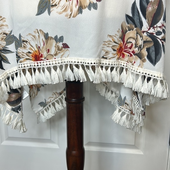 Umgee Floral Kimono Women's Small beach Cover Up Embroidered Tassel trim - Picture 5 of 7